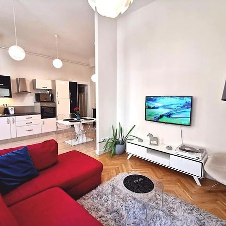 Luxury Apartment Near Astoria With Ac Budapesta Exterior foto